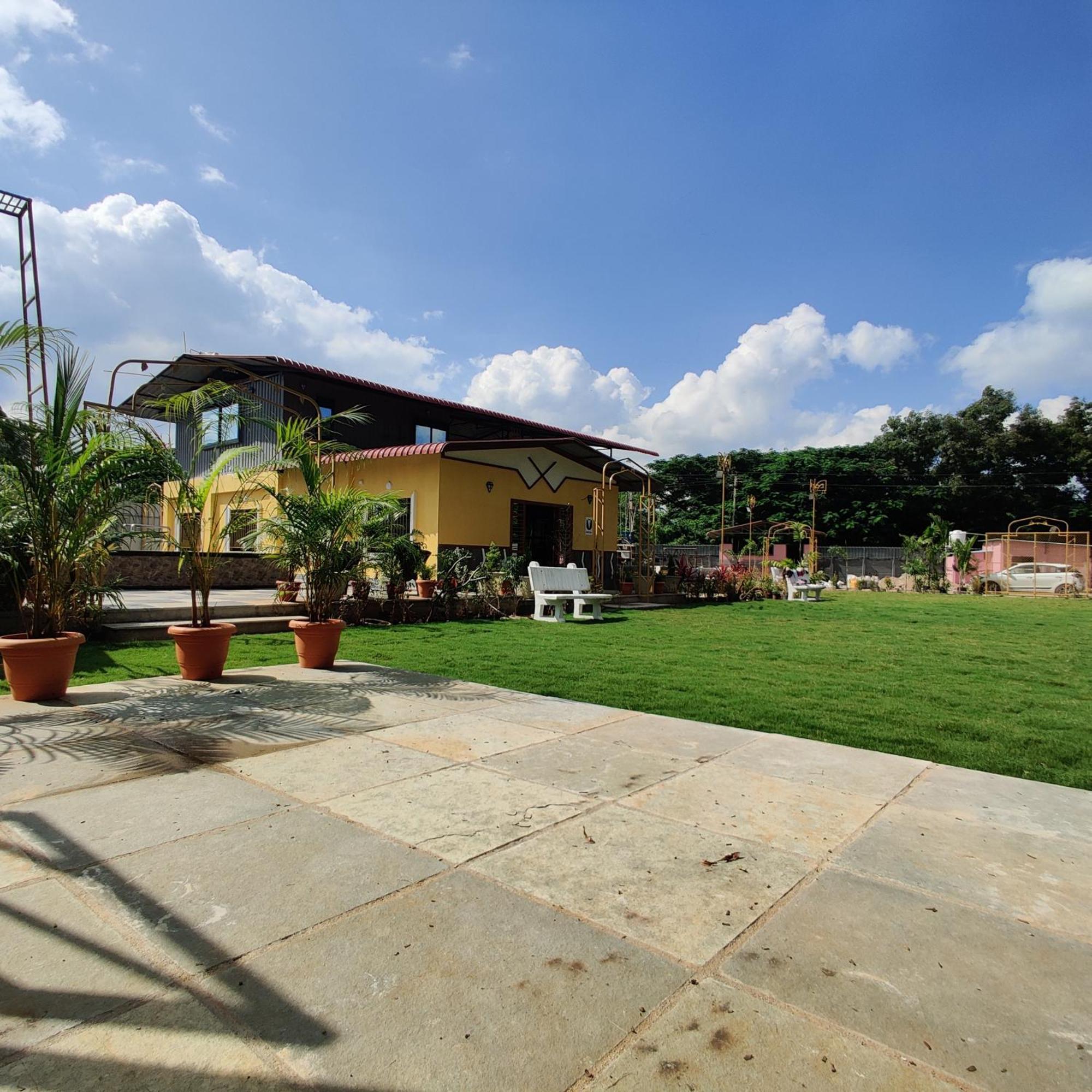 Kashmir Farmhouse - Hyderabad Villa Exterior photo